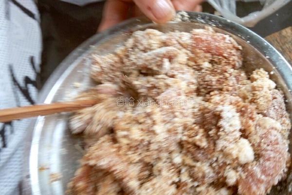 粉蒸肉的做法图解3