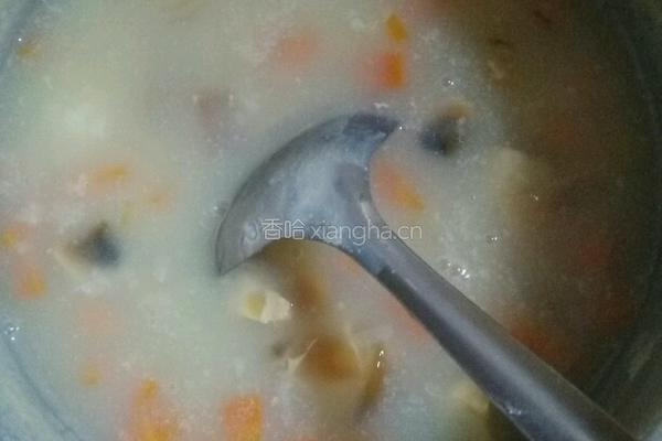 皮蛋胡萝卜瘦肉粥的做法图解5