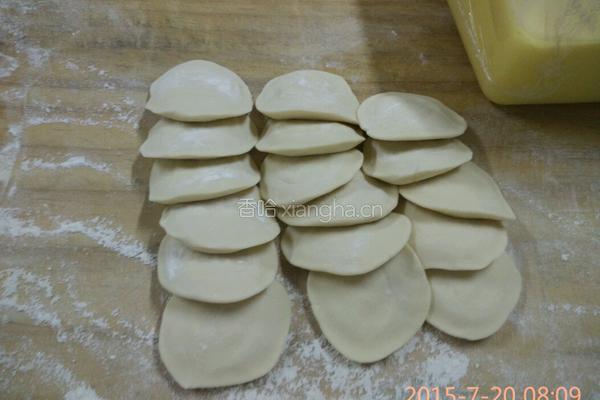 香滑奶皇包的做法图解3