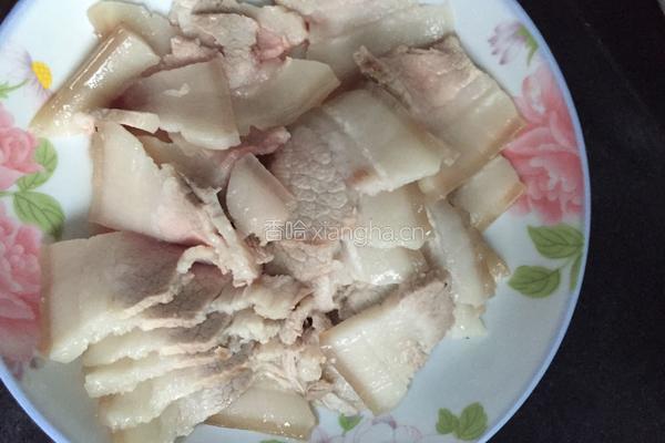 尖椒回锅肉的做法图解3