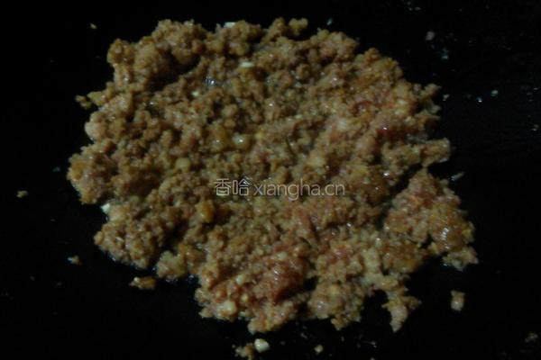 炒宽带挂面的做法图解4