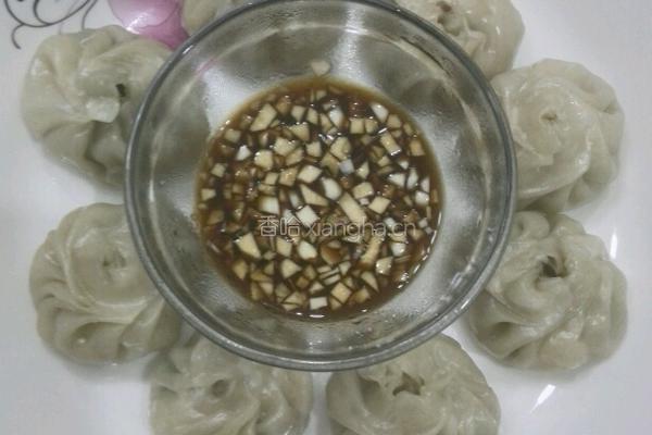 鱼肉馅小笼包
