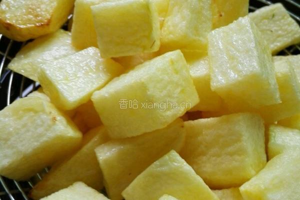 拔丝土豆的做法图解3