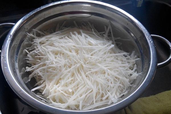 酸辣土豆丝的做法图解5