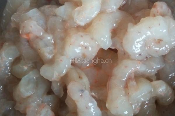 黄瓜炒虾仁的做法图解1