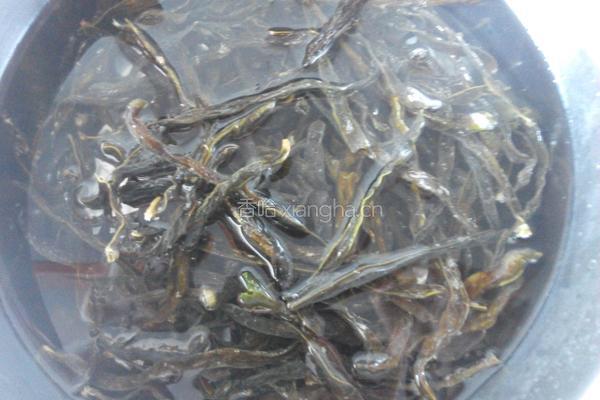 红烧肉炖干豆角的做法图解2