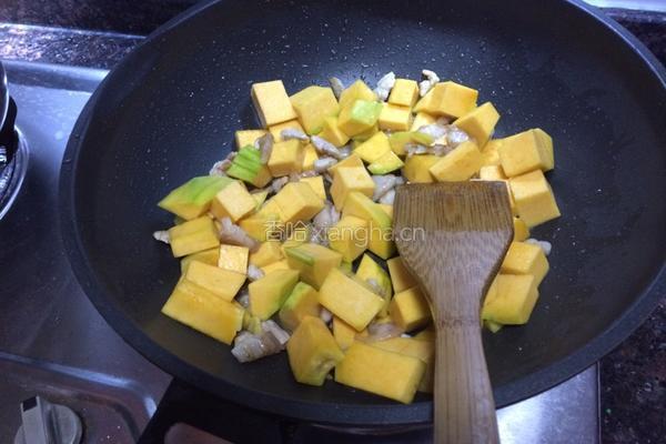 瘦肉南瓜粥的做法图解3