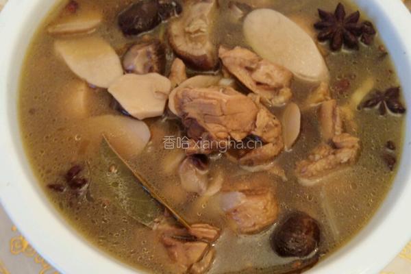 鲜菇红枣鸡汤