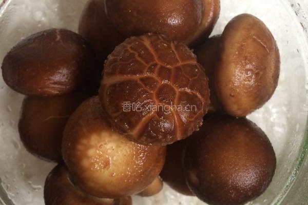 香菇大骨汤的做法图解2