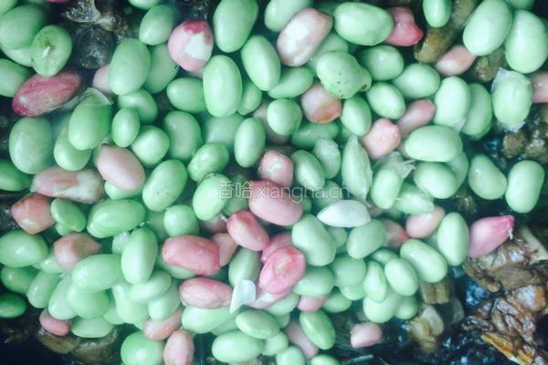 毛豆花生炖鸭腿的做法图解8