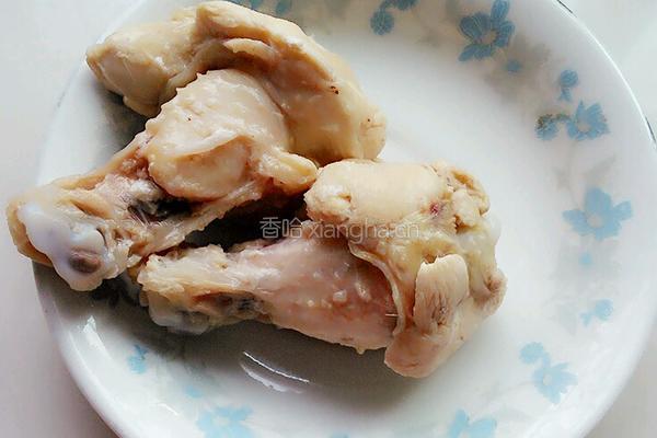 鸡肉胡萝卜馄饨的做法图解2