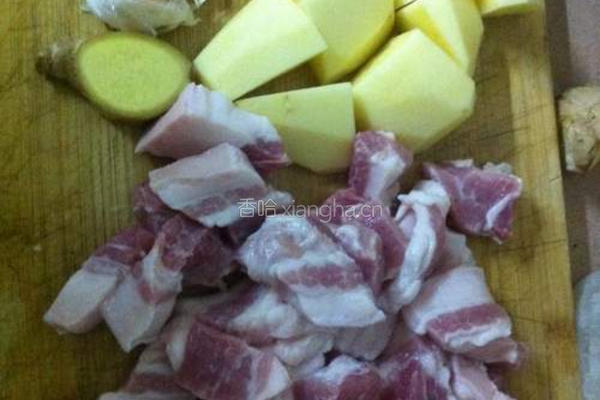 咸菜铺猪肉的做法图解1