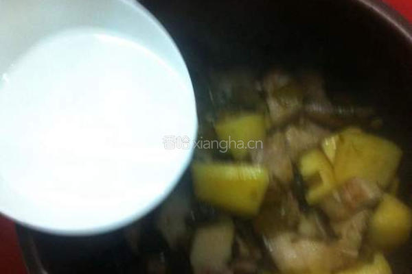 咸菜铺猪肉的做法图解6