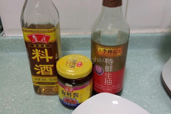 海鲜酱飞机骨的做法图解1