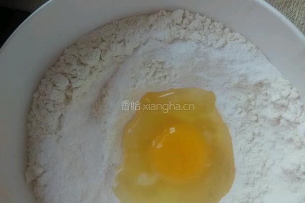 面包处女秀之牛角包的做法图解1