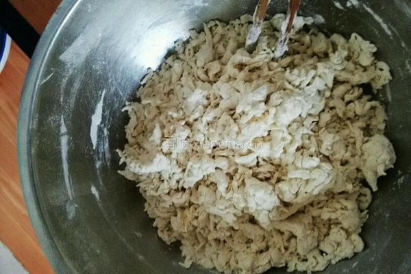西红柿鸡蛋茄子疙瘩汤的做法图解3