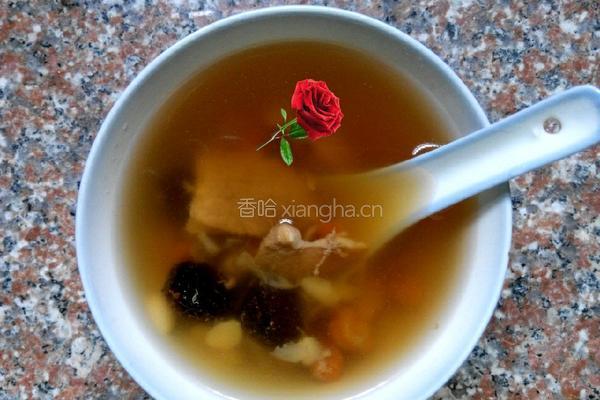 南北杏炖瘦肉汤的做法图解8