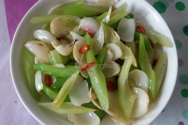 百荷炒芹菜的做法图解6