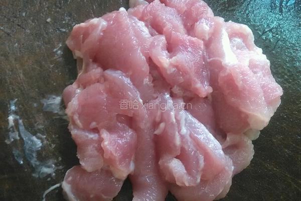 杏鲍菇瘦肉汤的做法图解1