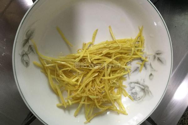姜葱香辣蟹的做法图解3