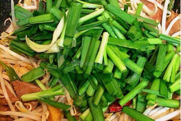 韭菜豆芽炒猪肝的做法图解7