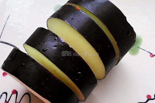 炸茄盒的做法图解3
