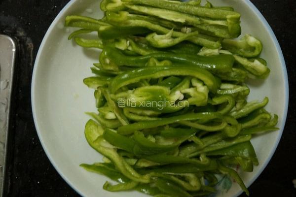 青椒土豆丝的做法图解3
