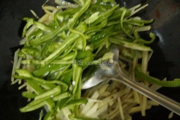 青椒土豆丝的做法图解6
