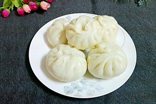 木耳韭菜鸡蛋包子的做法图解33