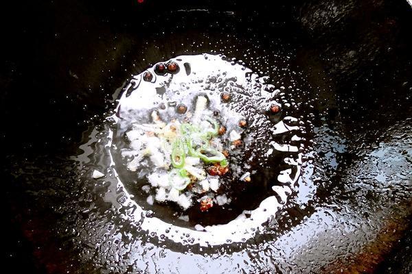 豆腐卤汁盖饭的做法图解3