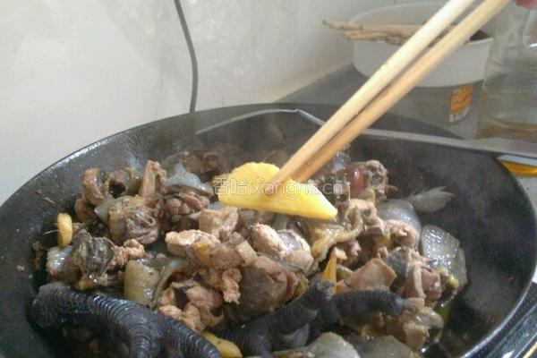 清炖土鸡的做法图解2