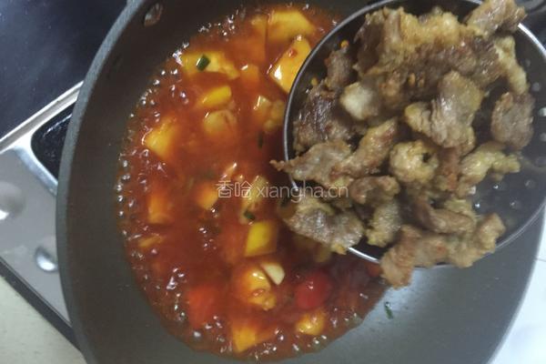 菠萝咕噜肉的做法图解13