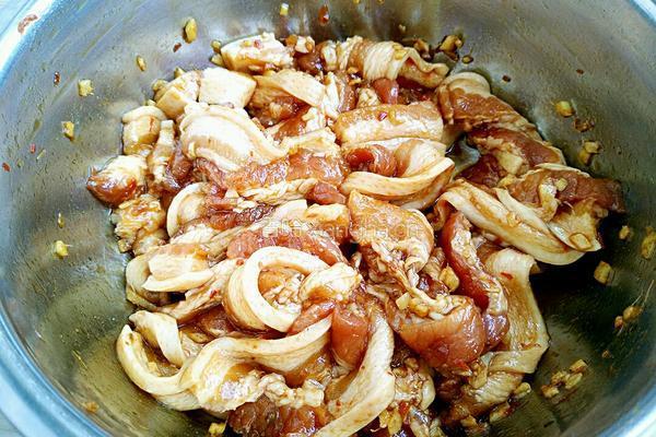 粉蒸肉的做法图解3