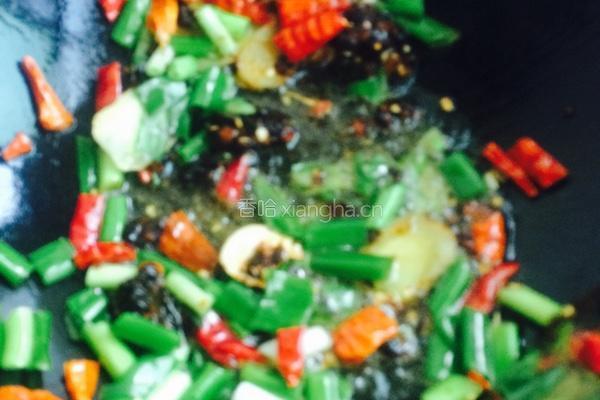 鸭血炖豆腐的做法图解5