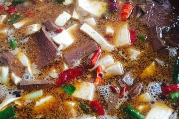 鸭血炖豆腐的做法图解7