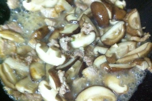 肉片炒香菇的做法图解4