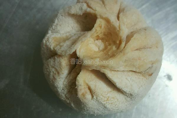胡萝卜葱香包的做法图解13