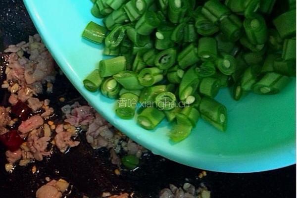 肉末炒豆角的做法图解5