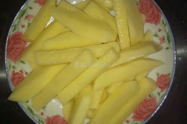干煸土豆条的做法图解1