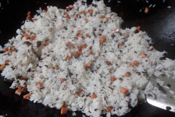 青菜炒饭的做法图解5