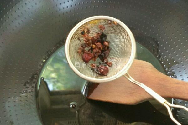 爆炒辣子鸡的做法图解4