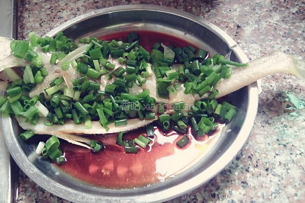 清蒸黄花鱼的做法图解4