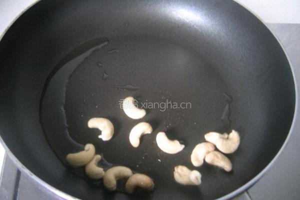腰果炒虾仁的做法图解4