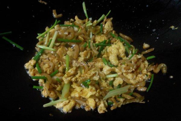 榨菜炒鸡蛋的做法图解5