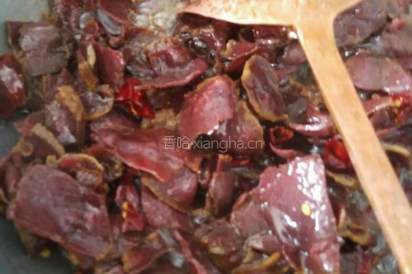 炸牛干巴的做法图解3