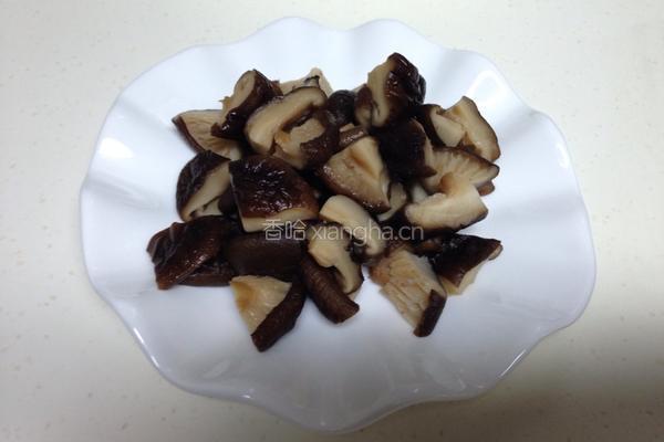 香菇肉末茄子的做法图解1