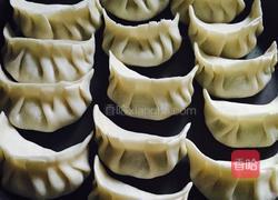 白菜蘑菇木耳鸡蛋素饺子的做法图解5