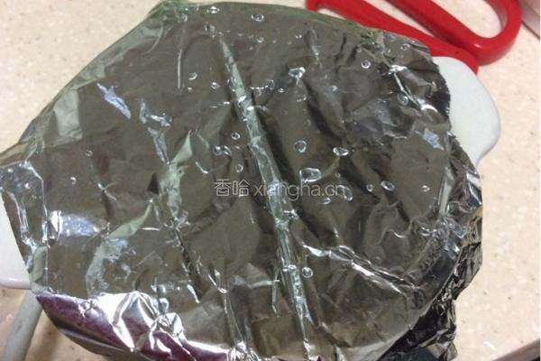 花生排骨瓦罐汤的做法图解7