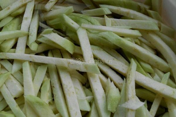 酱炒茄子的做法图解1