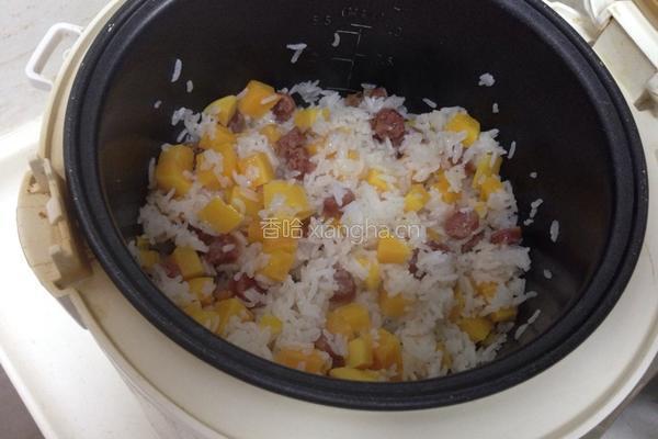 红薯香肠焖饭的做法图解8